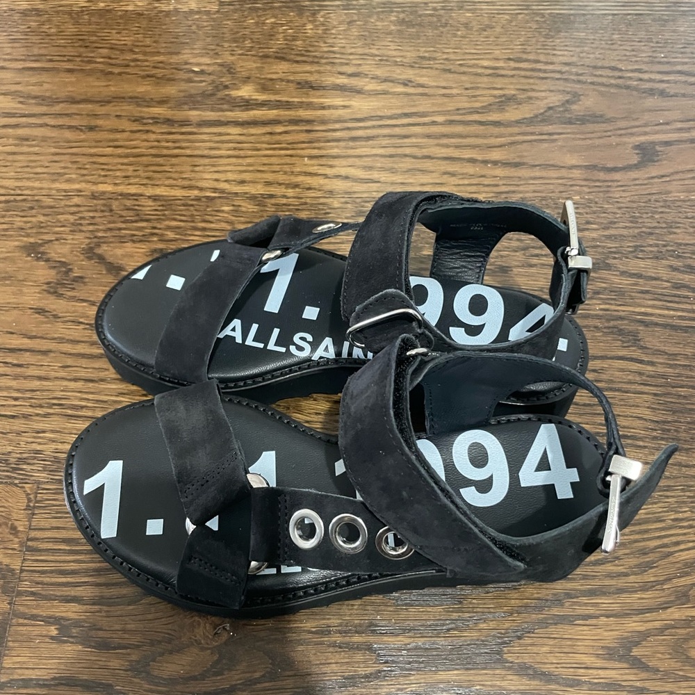 New Sandals - Picture 4 of 4